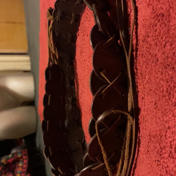 Large leather braided belt - Picture 3 of 9